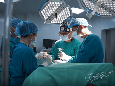 Thay khớp háng với đường mổ SuperPath: Bước tiến lớn giúp giảm mất máu và hạn chế tối đa nguy cơ truyền máu 