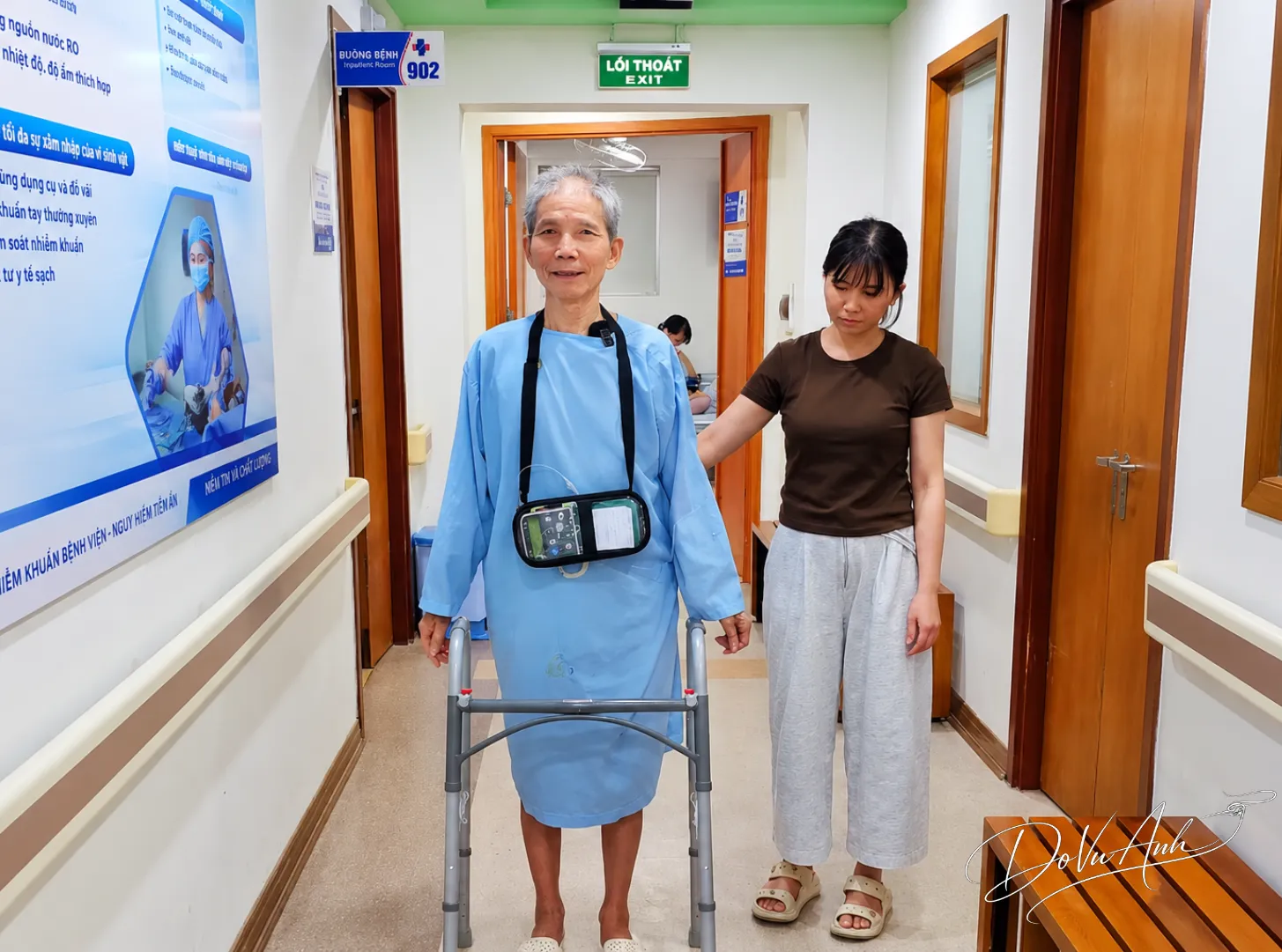 Bệnh nhân tập đi chỉ sau chưa đầy 24 giờ thay khớp háng – Sự tiến bộ vượt trội của kĩ thuật SuperPath