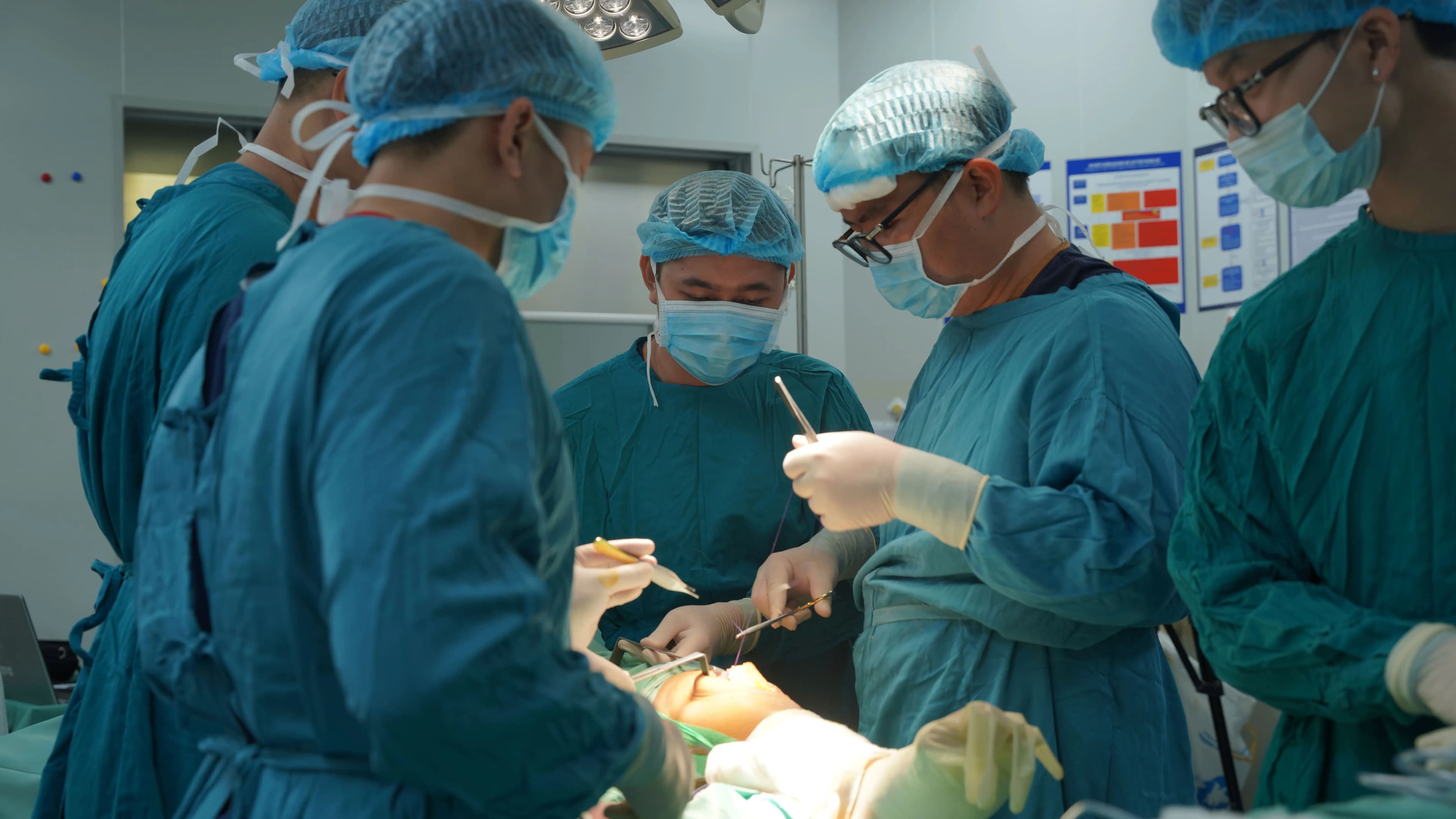 Phẫu thuật Thay khớp gối
